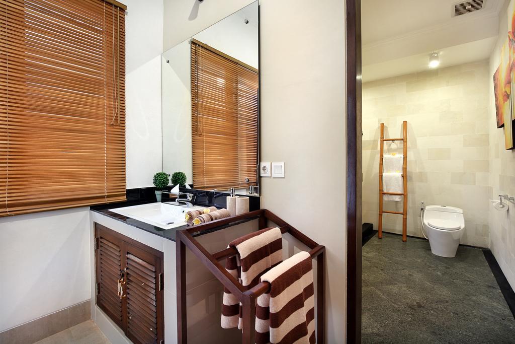 De Liza Villa Seminyak Beachside By Bali Asia Villa Exterior photo